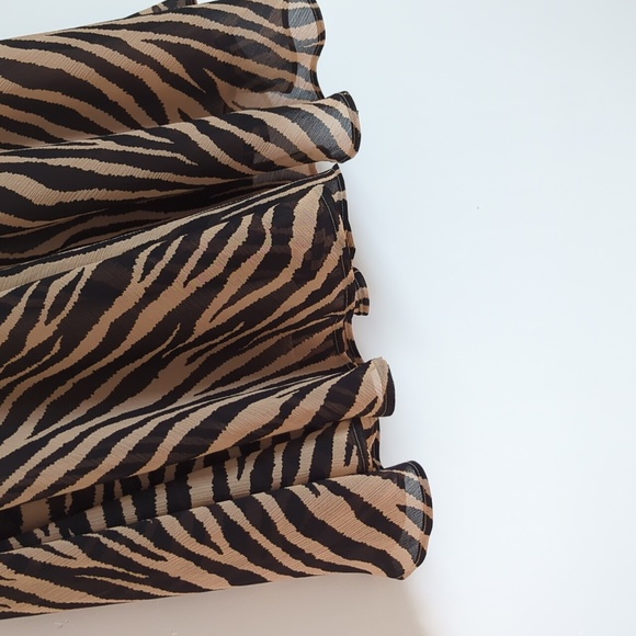 FINAL SALE 🌿NEW YORK &CO ZEBRA PRINT MIDI SKIRT🌿 - Picture 2 of 6